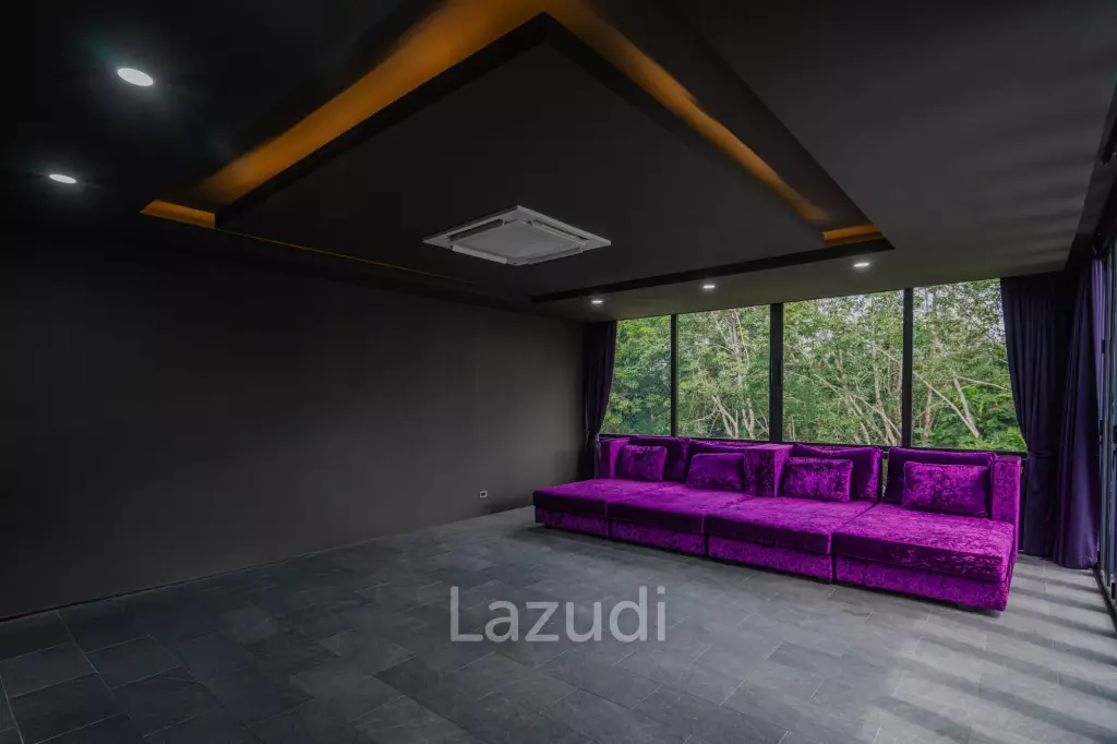 Modern 5-Bedroom Villa in Si Sunthon Thailand