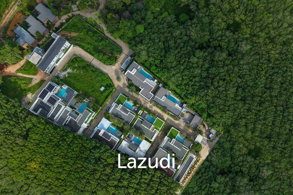 Modern 5-Bedroom Villa in Si Sunthon Thailand