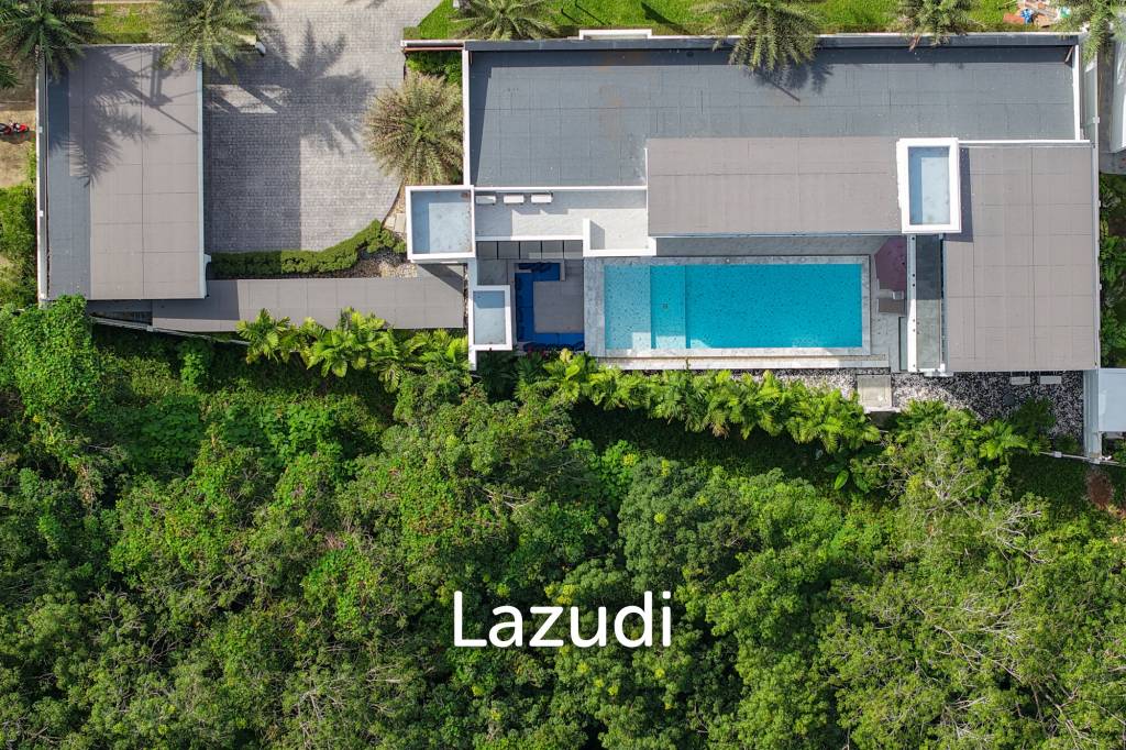 Modern 5-Bedroom Villa in Si Sunthon Thailand