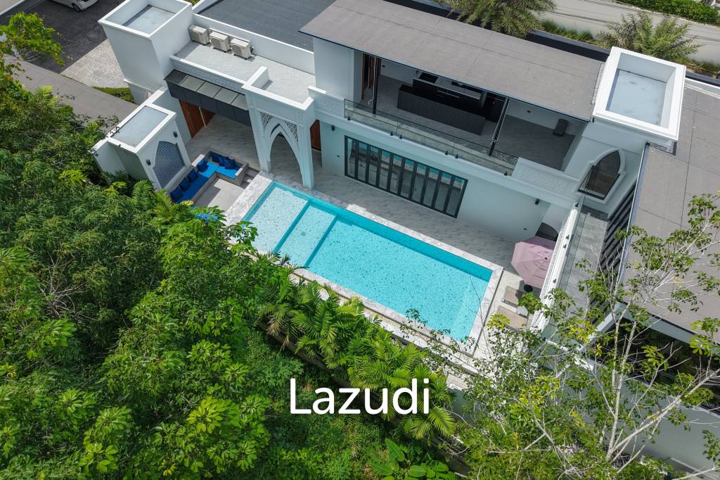 Modern 5-Bedroom Villa in Si Sunthon Thailand