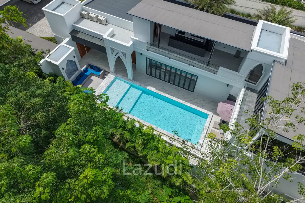 Modern 5-Bedroom Villa in Si Sunthon Thailand