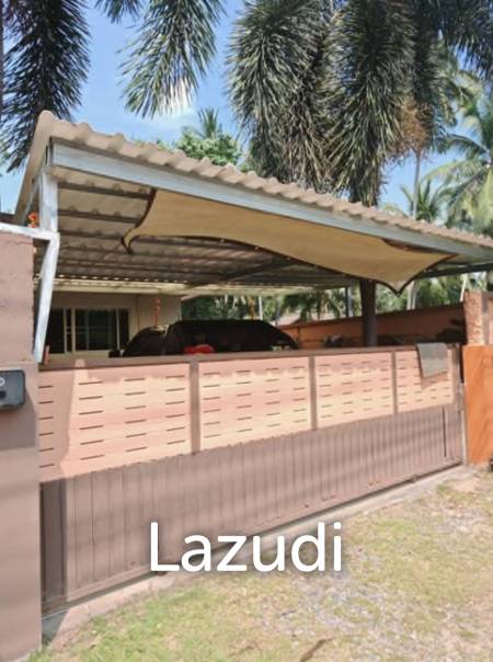 2-Bedroom Home near Laemsor Beach