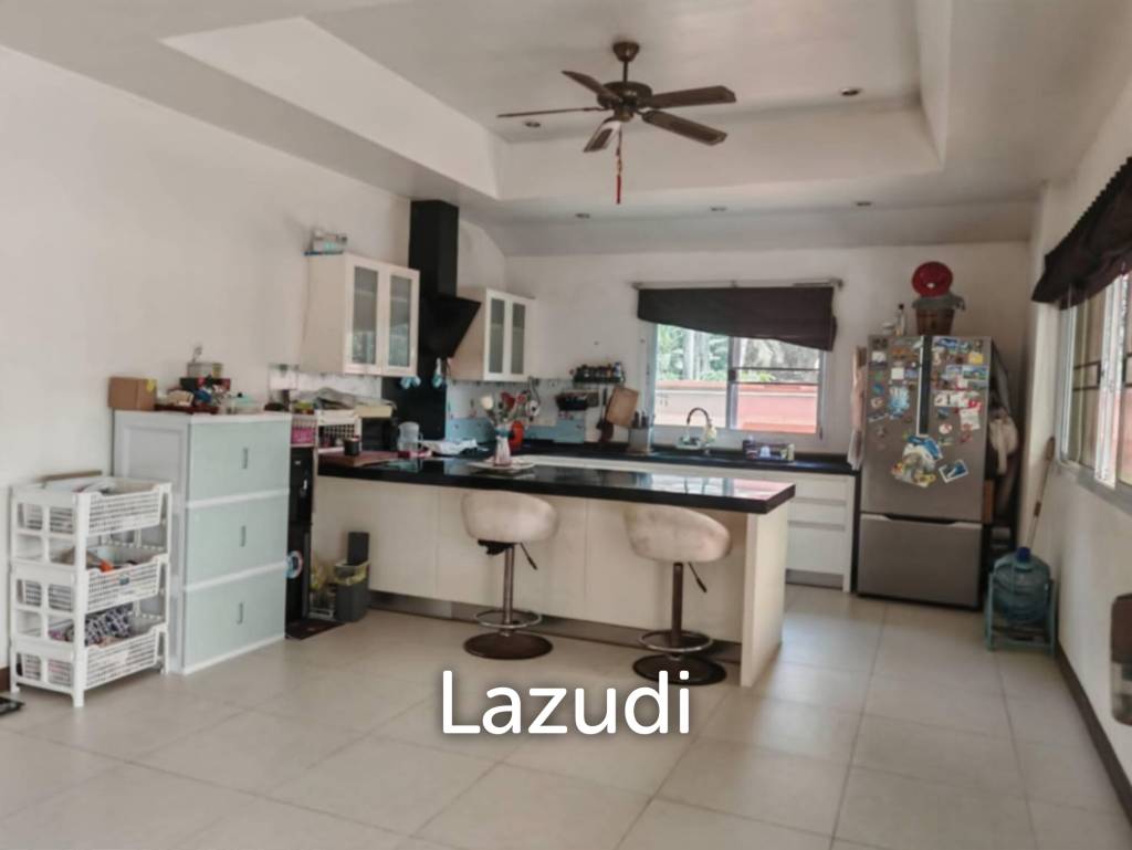 2-Bedroom Home near Laemsor Beach