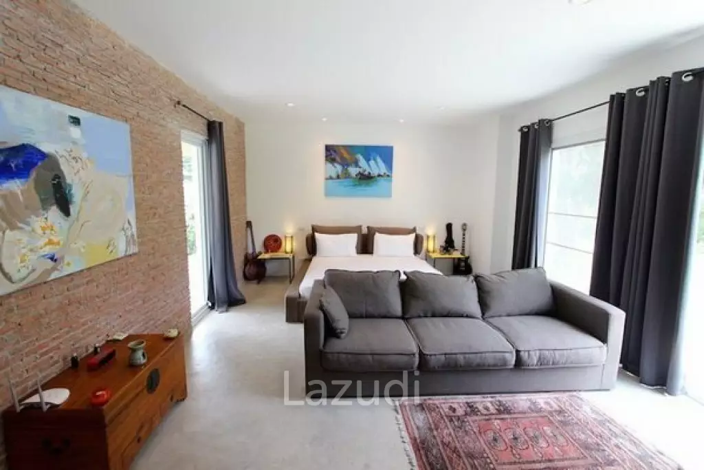 OM DOMUS : Well-built Modern 5 Bed Pool Villa
