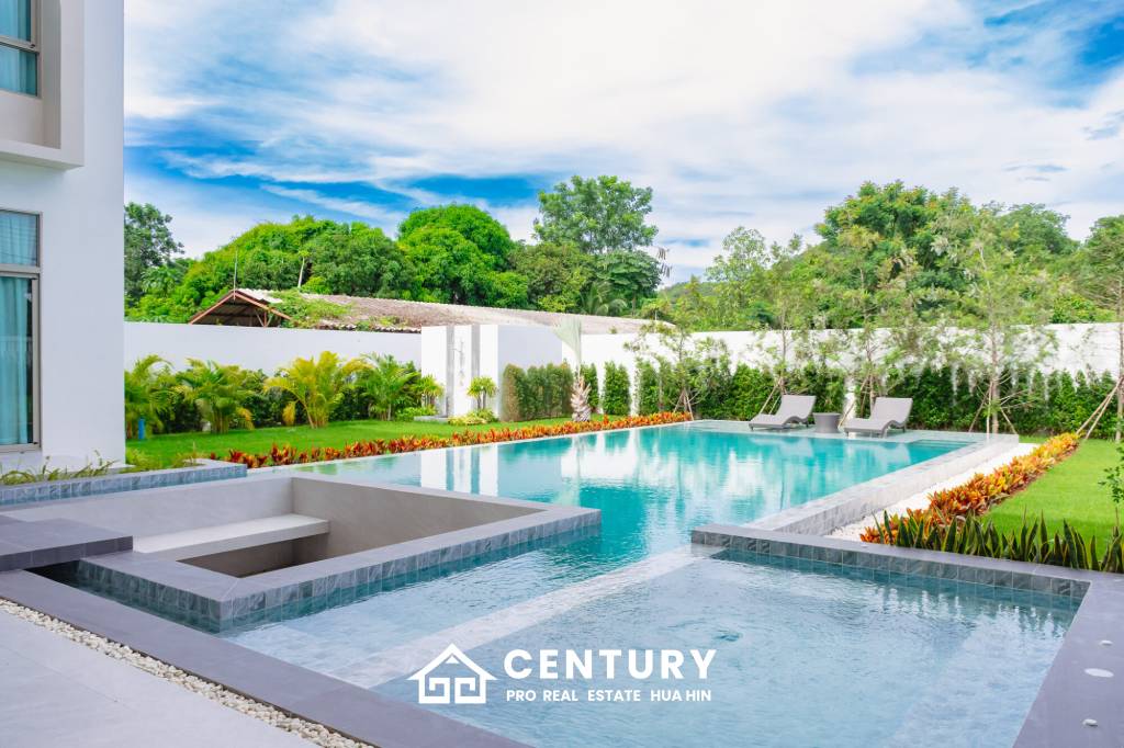 977 qm 4 Bett 5 Bad Villa Für Verkauf