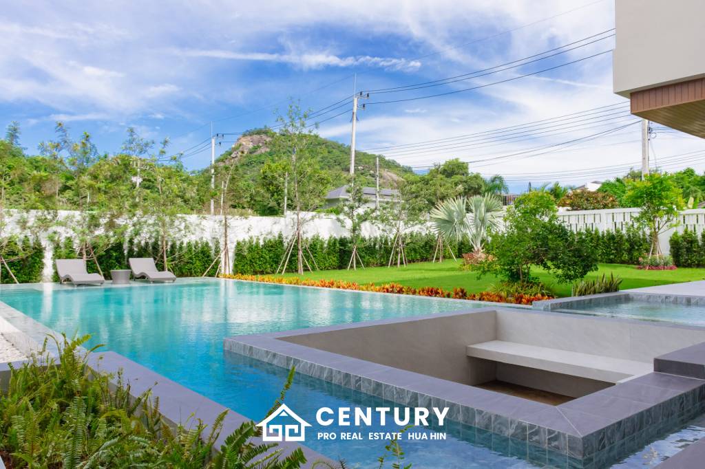 977 qm 4 Bett 5 Bad Villa Für Verkauf