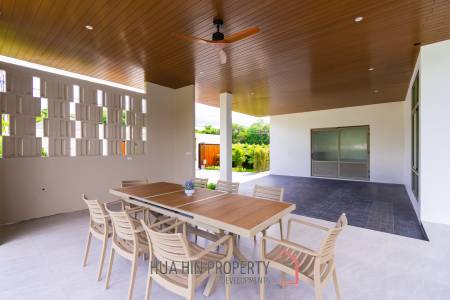 4 Bed 5 Bath 550 SQ,M Baan View Khao