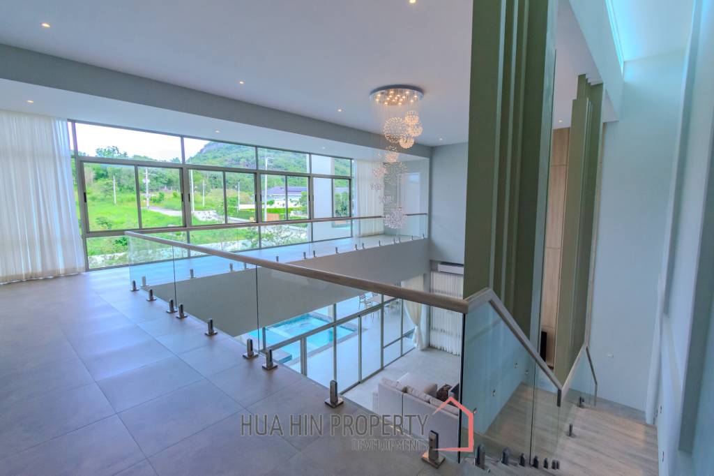 4 Bed 5 Bath 550 SQ,M Baan View Khao