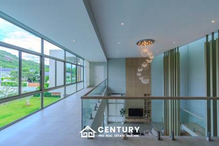 977 qm 4 Bett 5 Bad Villa Für Verkauf