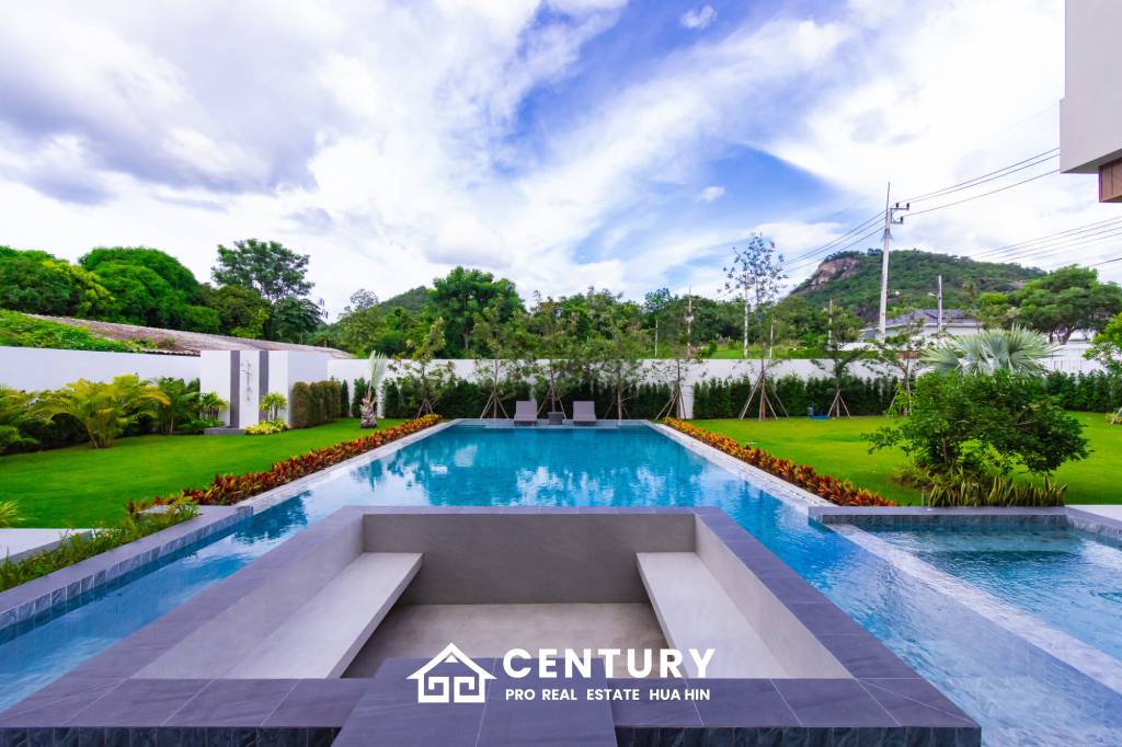 977 qm 4 Bett 5 Bad Villa Für Verkauf