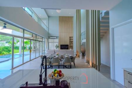 4 Bed 5 Bath 550 SQ,M Baan View Khao