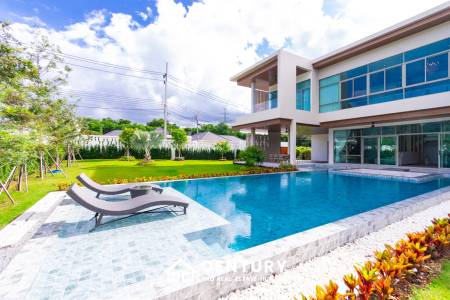 977 qm 4 Bett 5 Bad Villa Für Verkauf