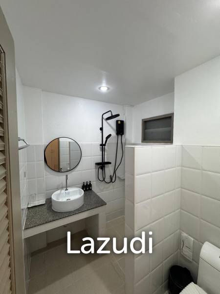 Prime Investment: Highly-Rated Turnkey Hotel, 200m from Mae Nam Beach