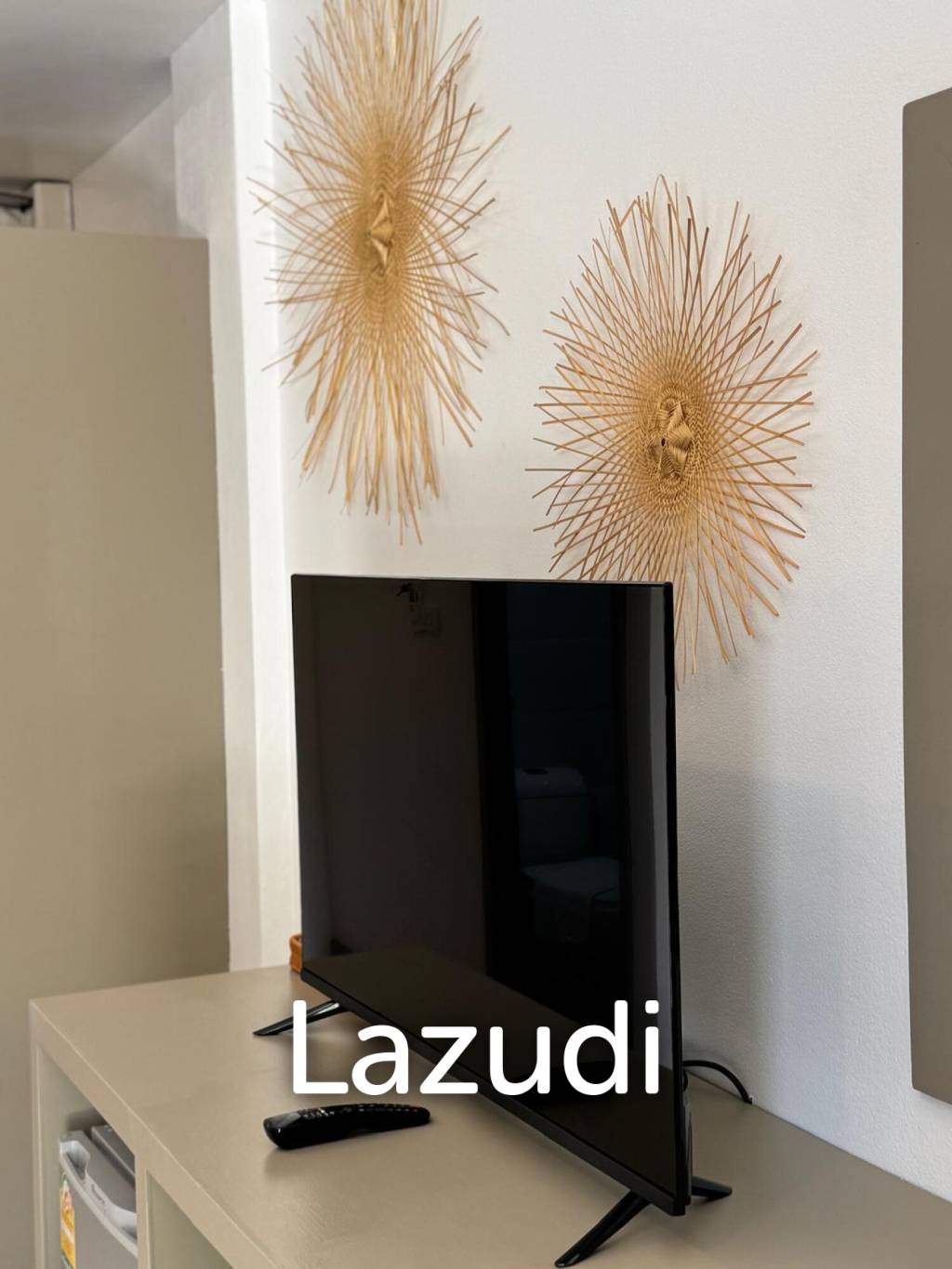 Prime Investment: Highly-Rated Turnkey Hotel, 200m from Mae Nam Beach