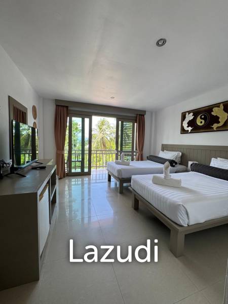 Prime Investment: Highly-Rated Turnkey Hotel, 200m from Mae Nam Beach