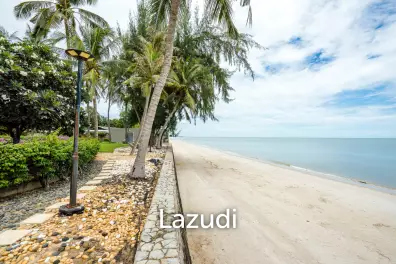 Beachfront Condo For Rent : Spacious 3-Bedroom with Stunning Oceanview