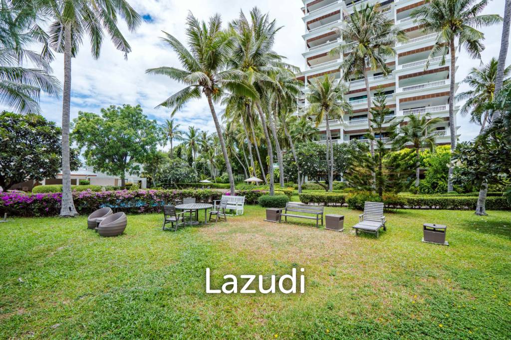Beachfront Condo For Rent : Spacious 3-Bedroom with Stunning Oceanview