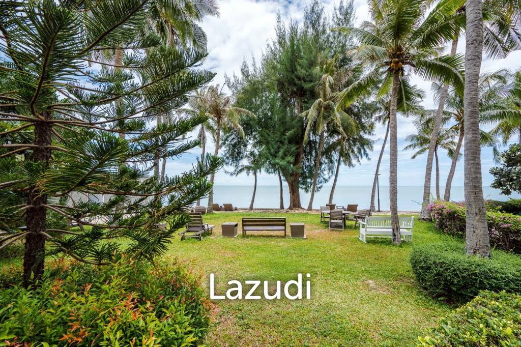 Beachfront Condo For Rent : Spacious 3-Bedroom with Stunning Oceanview