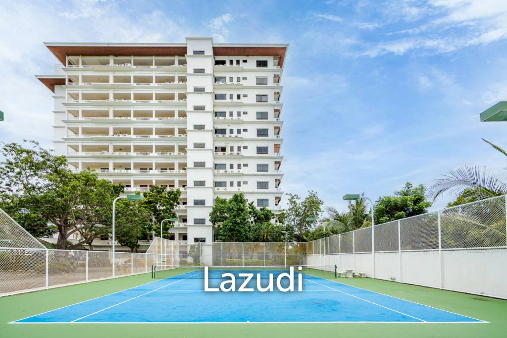 Beachfront Condo For Rent : Spacious 3-Bedroom with Stunning Oceanview