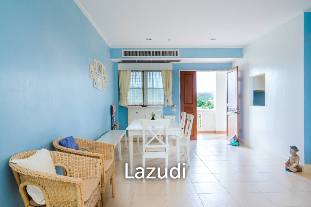 Beachfront Condo For Rent : Spacious 3-Bedroom with Stunning Oceanview