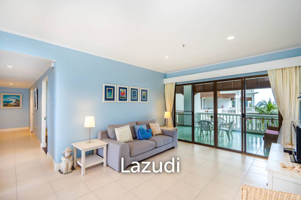 Beachfront Condo For Rent : Spacious 3-Bedroom with Stunning Oceanview
