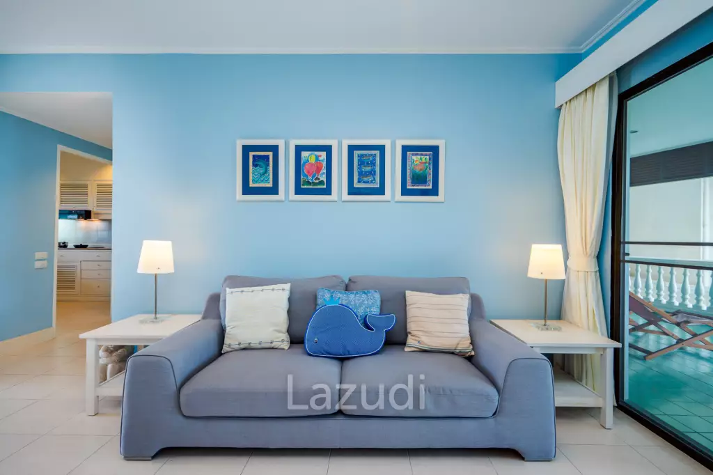 Beachfront Condo For Rent : Spacious 3-Bedroom with Stunning Oceanview