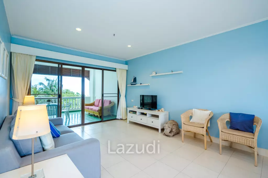 Beachfront Condo For Rent : Spacious 3-Bedroom with Stunning Oceanview