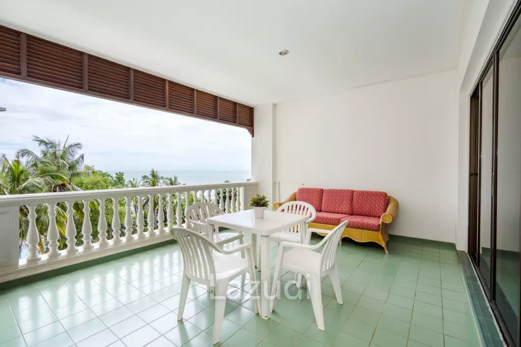 Beachfront Condo For Rent : Spacious 3-Bedroom with Stunning Oceanview