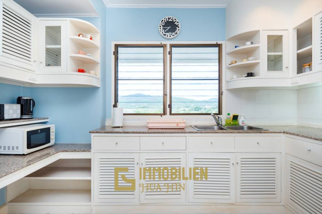 คอนโดพร้อมเฟอร์นิเจอร์ วิวทะเล บนชั้นที่ 5 โครงการบ้านสมประสงค์ ชะอำ