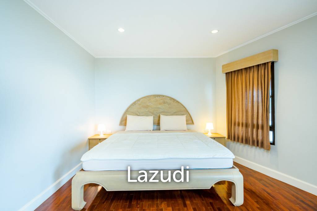 Beachfront Condo For Rent : Spacious 3-Bedroom with Stunning Oceanview