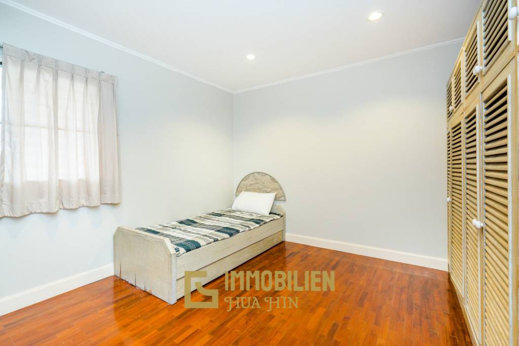 คอนโดพร้อมเฟอร์นิเจอร์ วิวทะเล บนชั้นที่ 5 โครงการบ้านสมประสงค์ ชะอำ