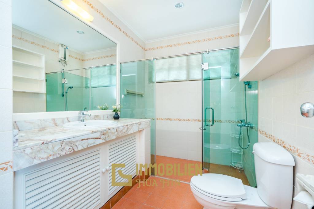 คอนโดพร้อมเฟอร์นิเจอร์ วิวทะเล บนชั้นที่ 5 โครงการบ้านสมประสงค์ ชะอำ