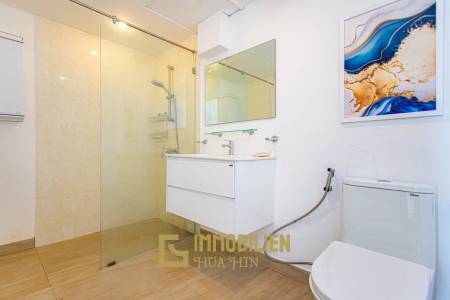 คอนโดติดทะเล 2 ห้องนอน 2 ห้องน้ำ ใกล้เขาเต่า-หาดทรายน้อย