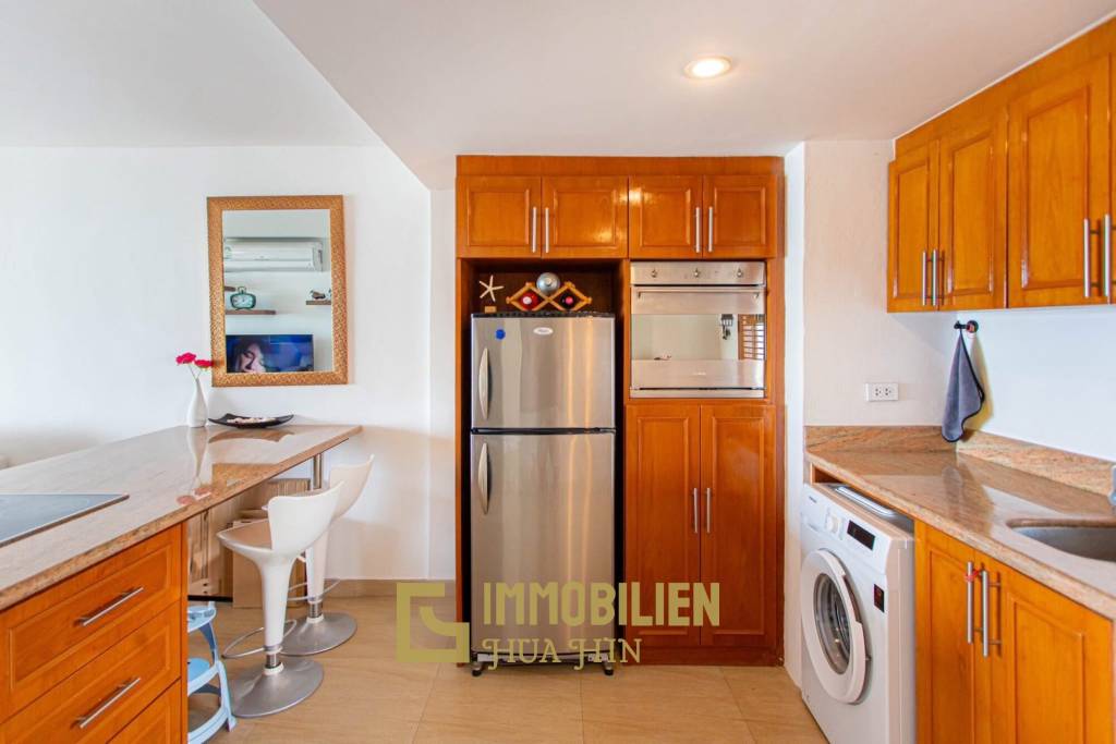 คอนโดติดทะเล 2 ห้องนอน 2 ห้องน้ำ ใกล้เขาเต่า-หาดทรายน้อย