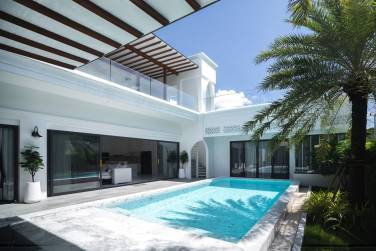 Luxury 2-Storey Pool Villa for Sale near Bangtao Beach