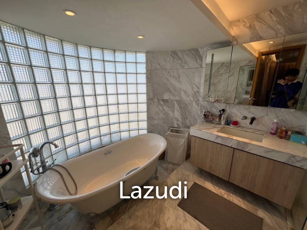 3 Bed 5 Bath 371 SQ.M Le Raffine Sukhumvit 24