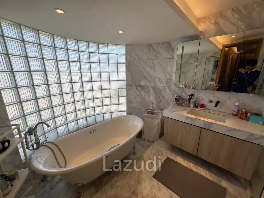3 Bed 5 Bath 371 SQ.M Le Raffine Sukhumvit 24