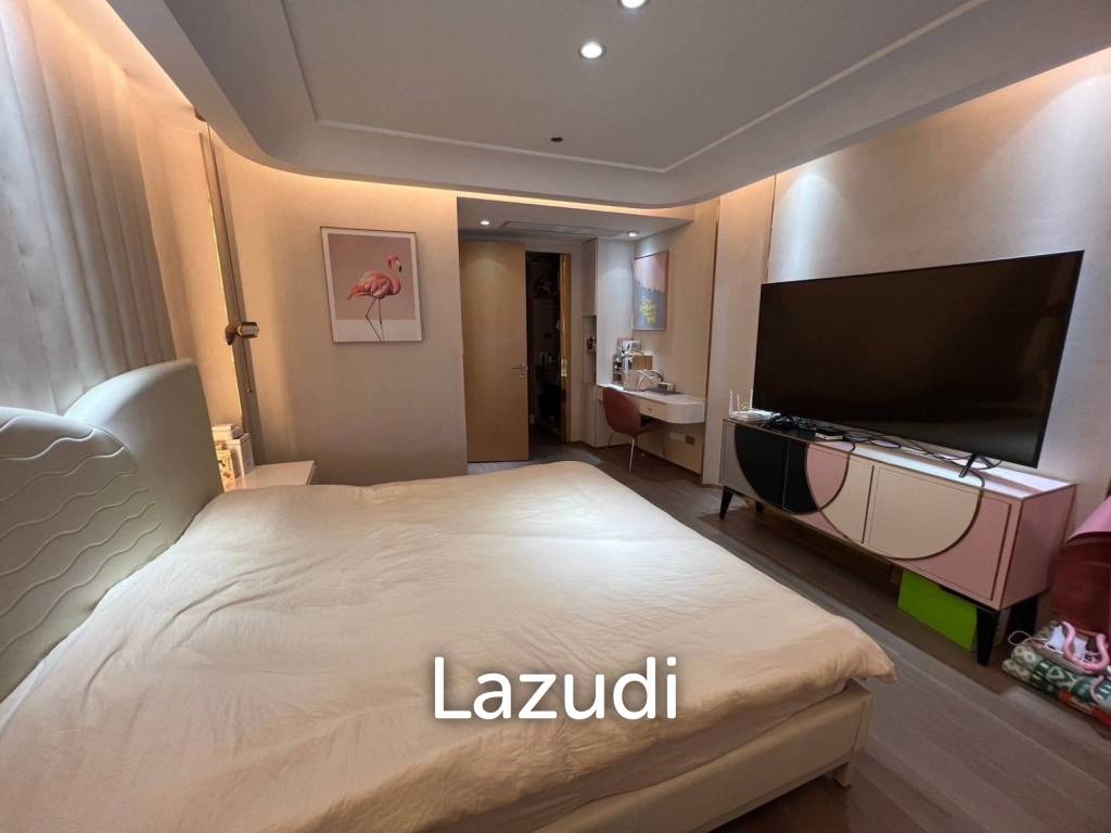 3 Bed 5 Bath 371 SQ.M Le Raffine Sukhumvit 24
