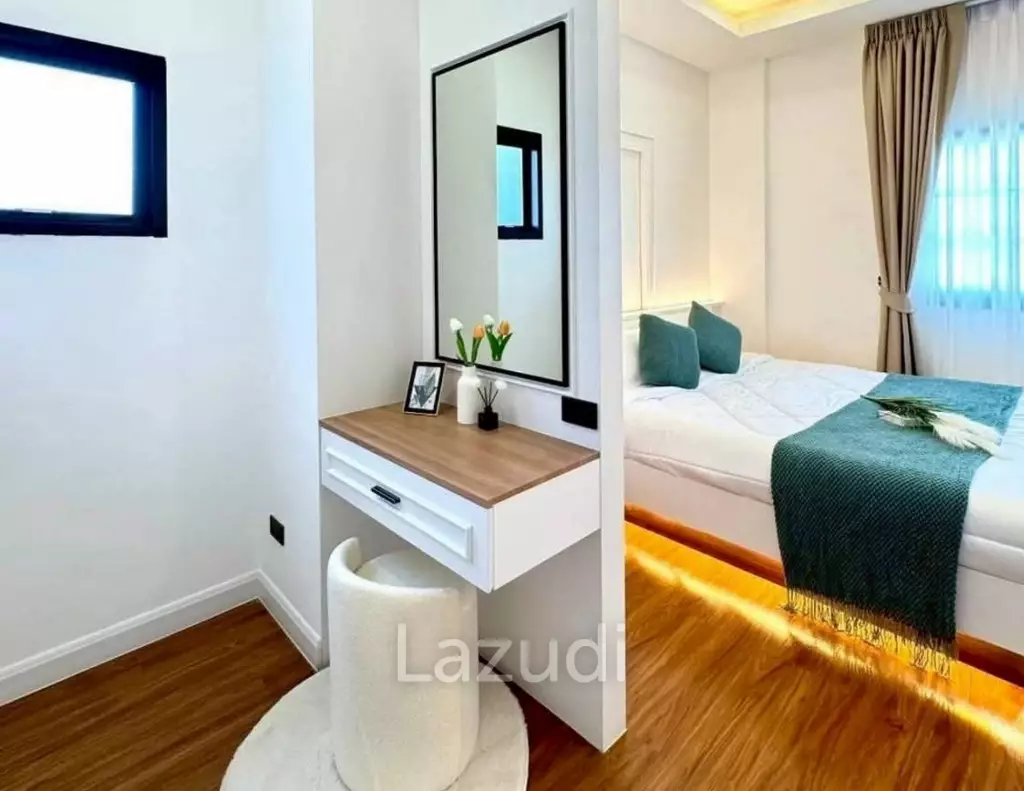 4 Beds 6 Baths 219.54 SQ.M. Pattaya Park Hill
