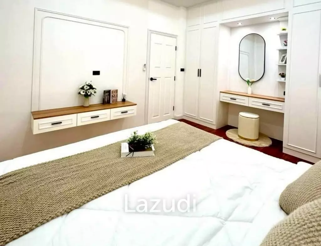 4 Beds 6 Baths 219.54 SQ.M. Pattaya Park Hill