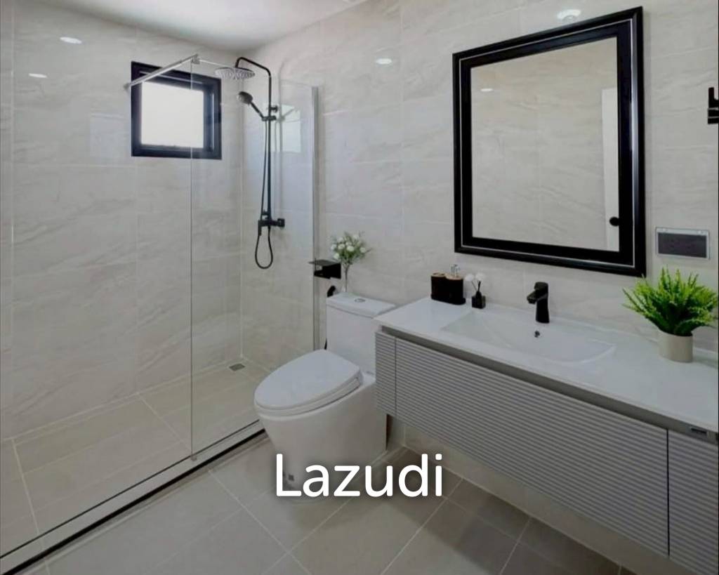 4 Beds 6 Baths 219.54 SQ.M. Pattaya Park Hill