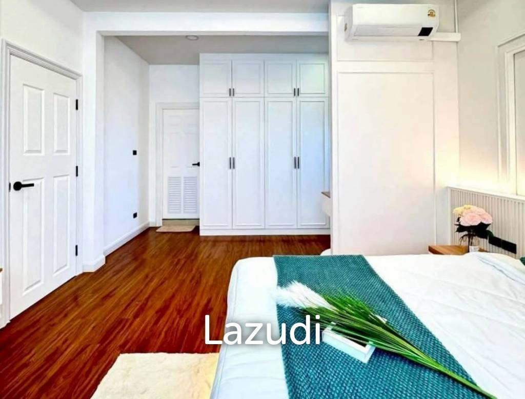 4 Beds 6 Baths 219.54 SQ.M. Pattaya Park Hill