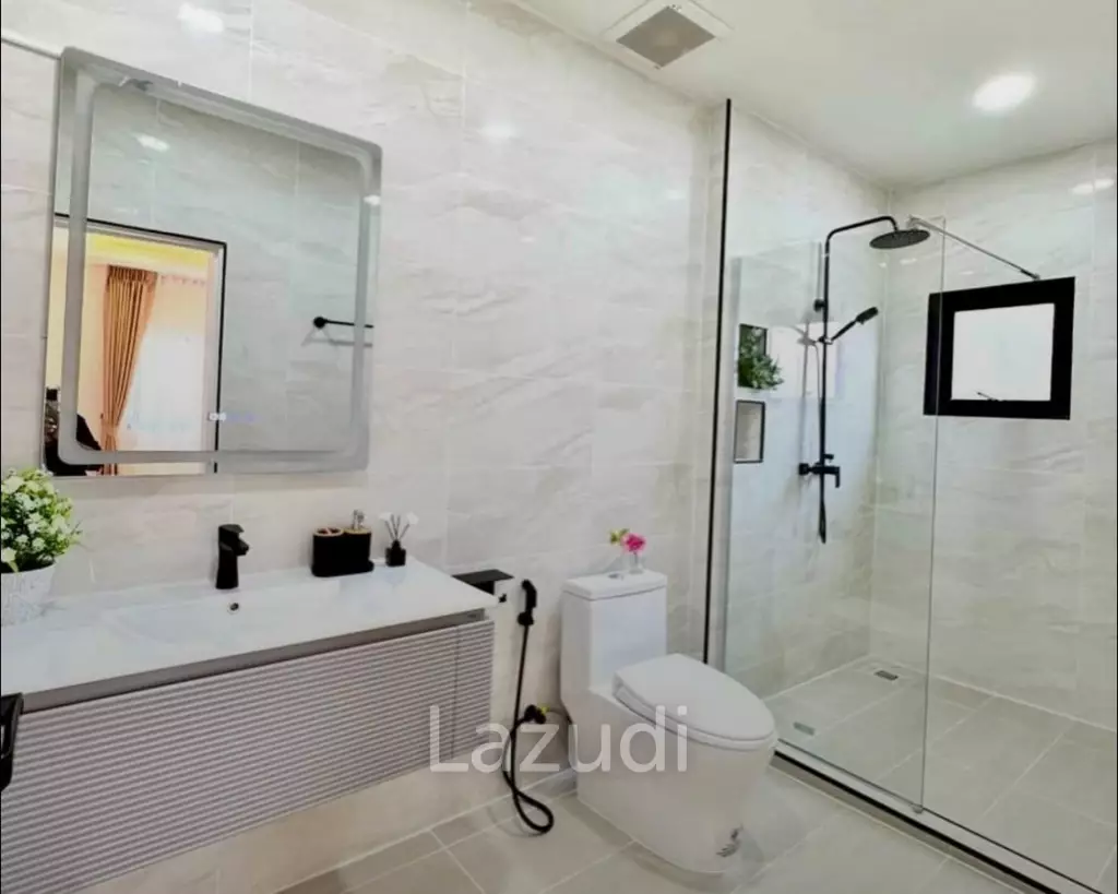 4 Beds 6 Baths 219.54 SQ.M. Pattaya Park Hill