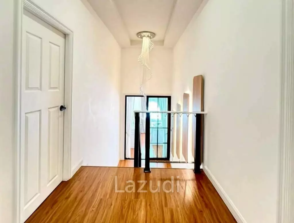 4 Beds 6 Baths 219.54 SQ.M. Pattaya Park Hill
