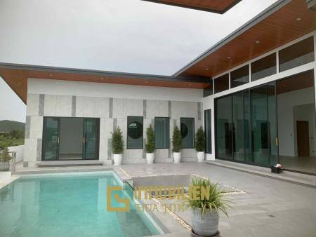 9 x 4 Infinity-Pool mit Sichtglas / Bergblick / Große Europäische Küche