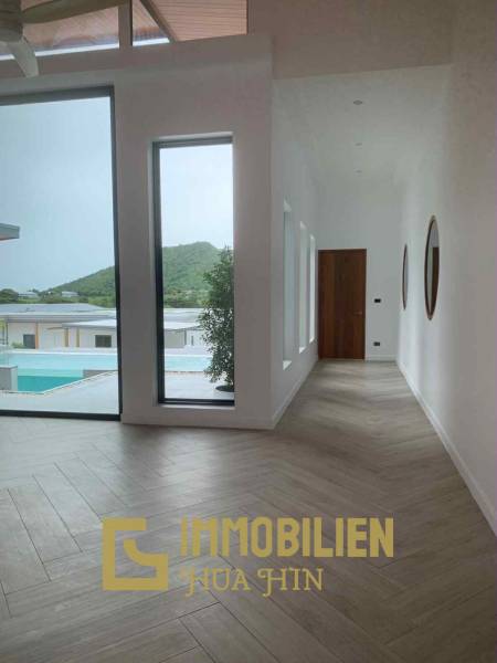 9 x 4 Infinity-Pool mit Sichtglas / Bergblick / Große Europäische Küche