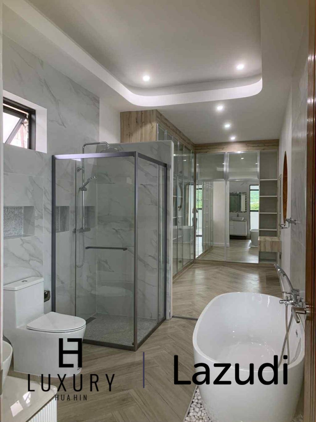 Luxury Mountain-View Villa for Sale , just off Soi 112