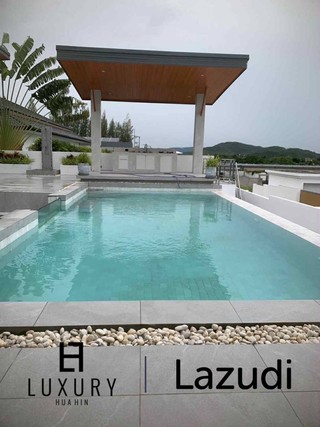 Luxury Mountain-View Villa for Sale , just off Soi 112