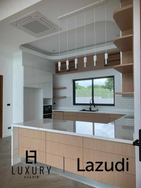 Luxury Mountain-View Villa for Sale , just off Soi 112