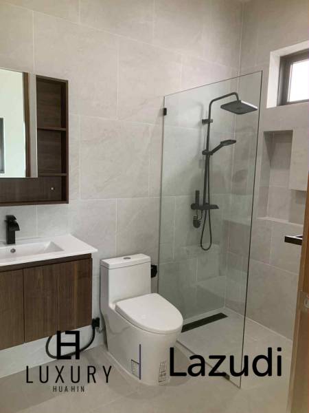 Luxury Mountain-View Villa for Sale , just off Soi 112